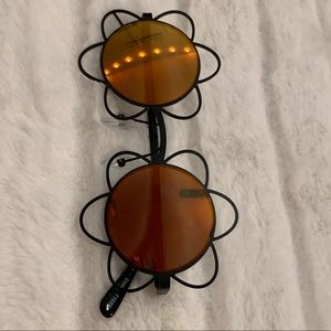 Cute flower sunglasses